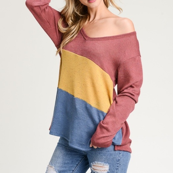 Color Block Long Sleeve Knit Top - Picture 7 of 8